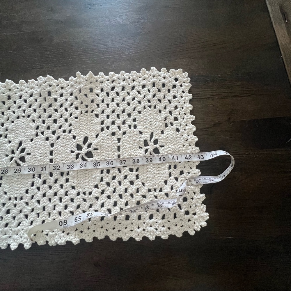 White/Cream Rectangular Crochet Flower Table Runner - Picture 8 of 8